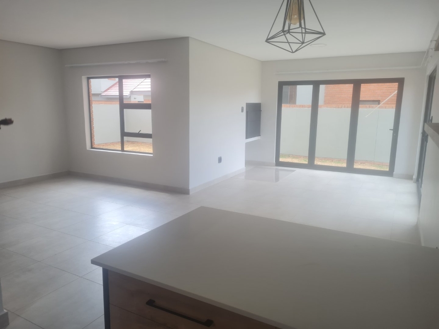 3 Bedroom Property for Sale in Somerton Estate Free State